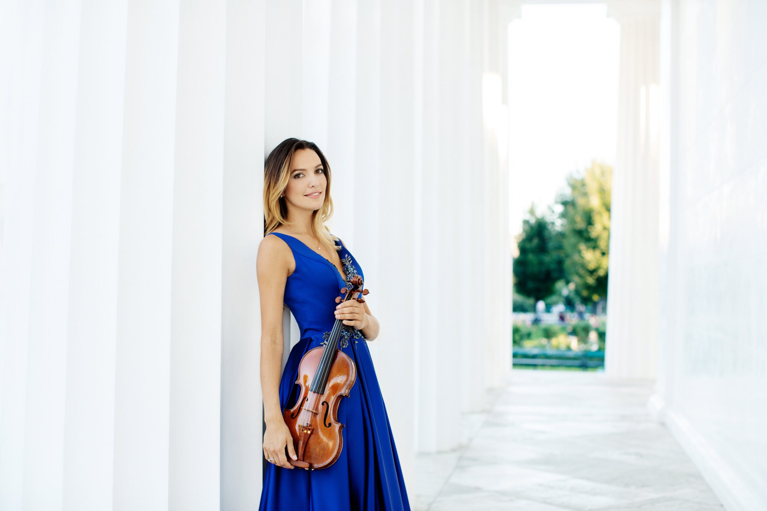 Sarah_McElravy-4800__c__Julia_Wesely